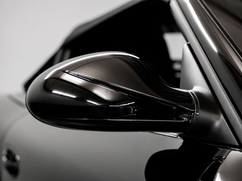 Used 2011 Porsche Boxster Spyder RWD image 34
