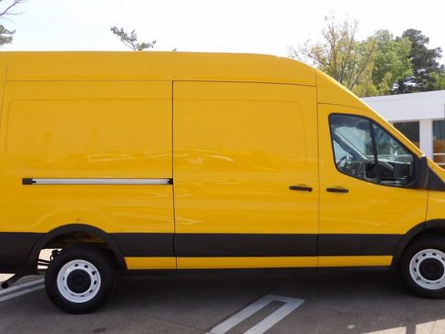 Used 2021 Ford Transit 250 148 High Roof w/ Load Area Protection Package image 2