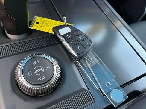 Used 2024 GMC Hummer EV 3X image 35