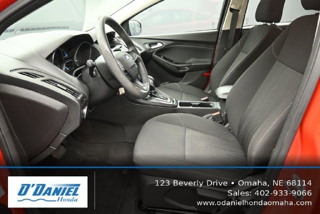 Used 2017 Ford Focus SE FWD image 25
