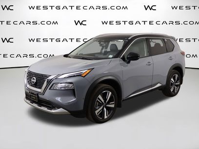 Used 2022 Nissan Rogue Platinum w/ Head-Up Display Package