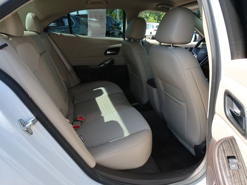 Used 2015 Chevrolet Malibu LT w/ Power Convenience Package image 37