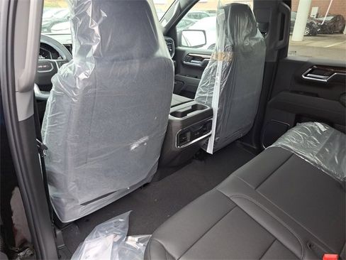 New 2026 GMC Sierra 1500 Elevation image 9