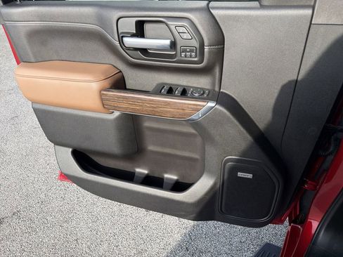 Used 2021 Chevrolet Silverado 2500 High Country w/ Z71 Off-Road Package image 14