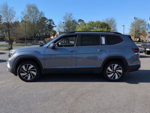 Used 2024 Volkswagen Atlas SE image 6