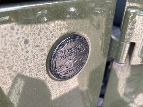 Used 2022 Jeep Wrangler Sport AWD/4WD image 4