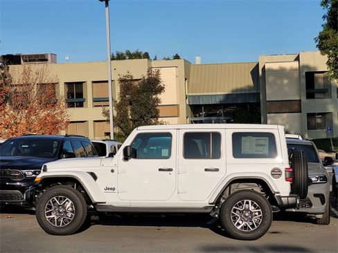 New 2025 Jeep Wrangler Sahara image 7