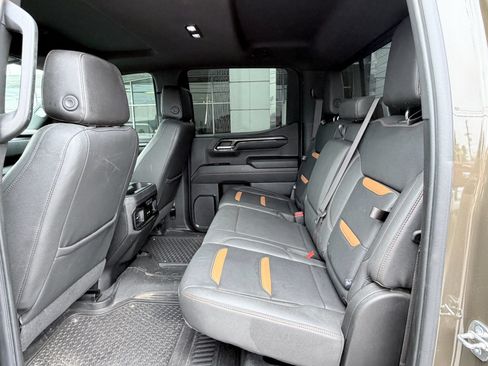 Used 2023 GMC Sierra 1500 AT4 w/ AT4 Premium Package AWD/4WD image 26