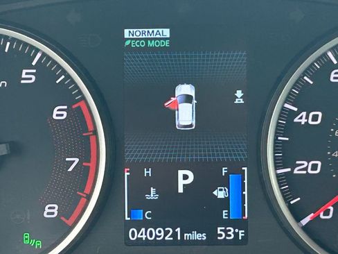 Used 2024 Mitsubishi Eclipse Cross image 22