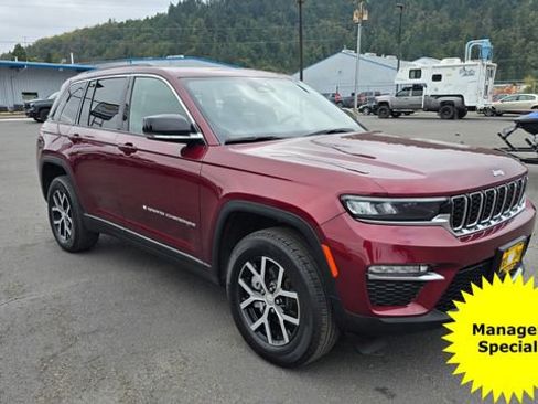 Used 2024 Jeep Grand Cherokee Limited image 3