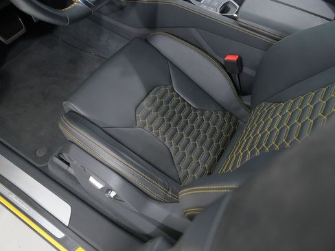 Used 2022 Lamborghini Urus image 25