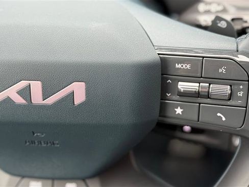 Used 2024 Kia EV9 GT-Line image 25