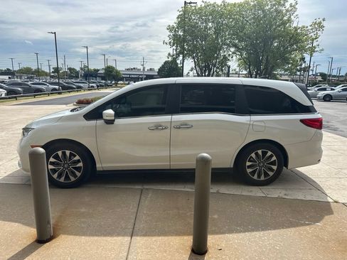 Used 2021 Honda Odyssey EX-L image 4
