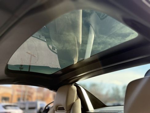 Used 2019 Mercedes-Benz SLC 300 image 51