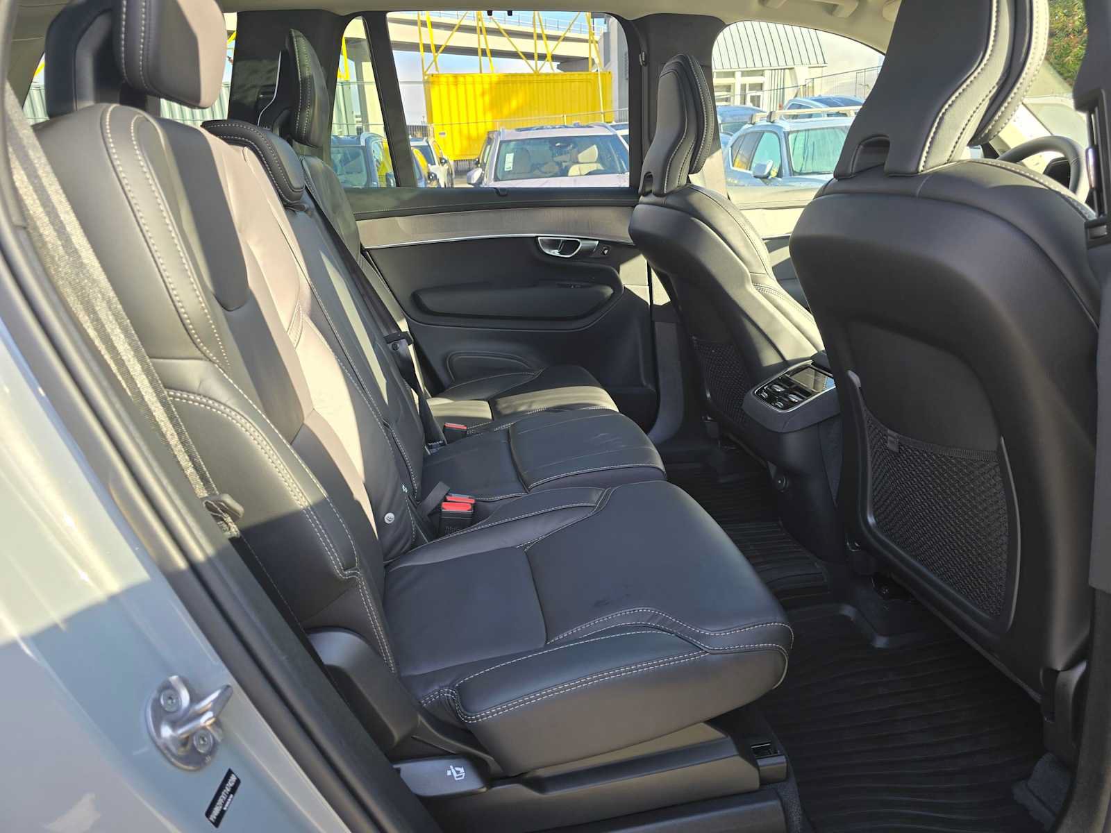 Used 2026 Volvo XC90 B6 Ultra w/ Protection Package AWD/4WD image 12