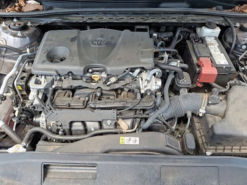 Used 2022 Toyota Camry XLE AWD/4WD image 29