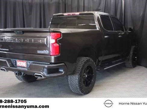 Used 2019 Chevrolet Silverado 1500 High Country w/ Technology Package image 16