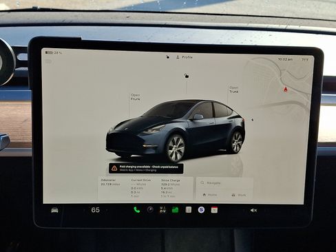 Used 2024 Tesla Model Y Long Range AWD/4WD image 16