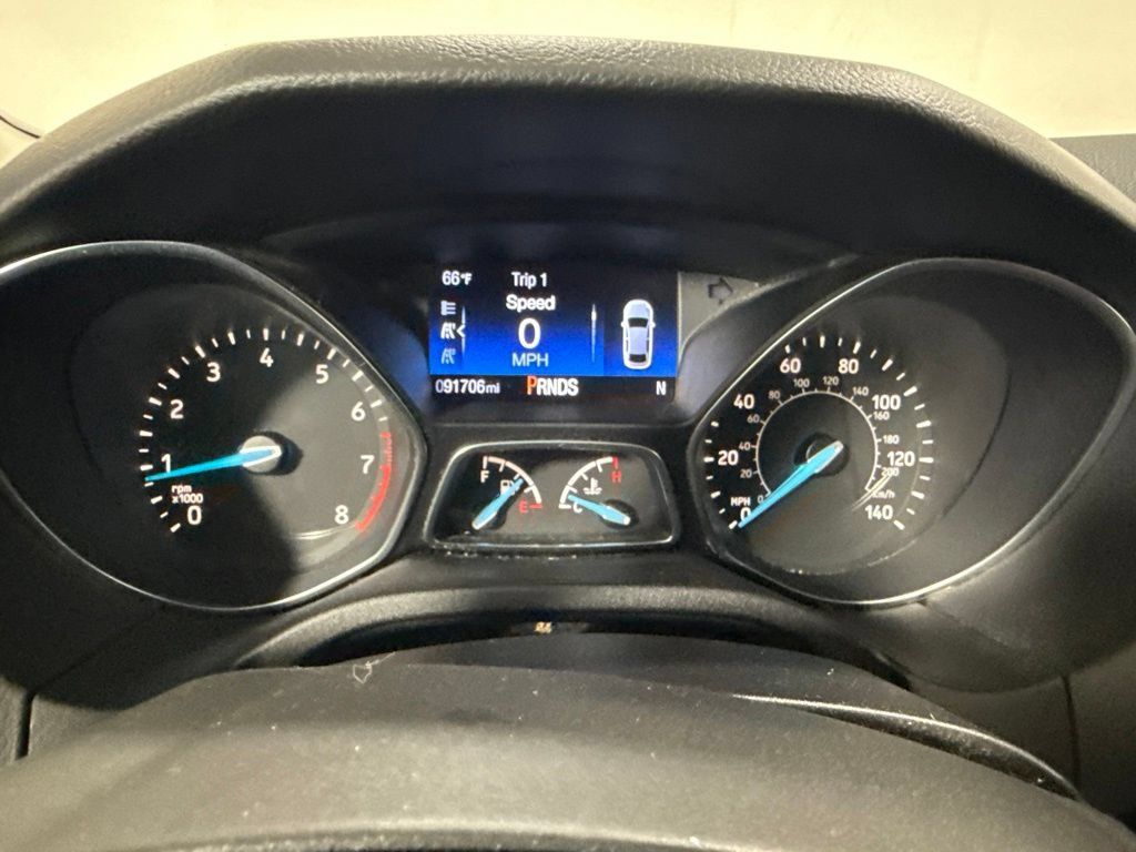 Used 2016 Ford Focus SE FWD image 30