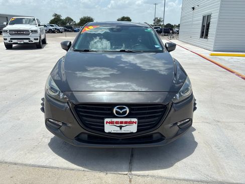 Used 2018 MAZDA MAZDA3 Touring FWD image 8