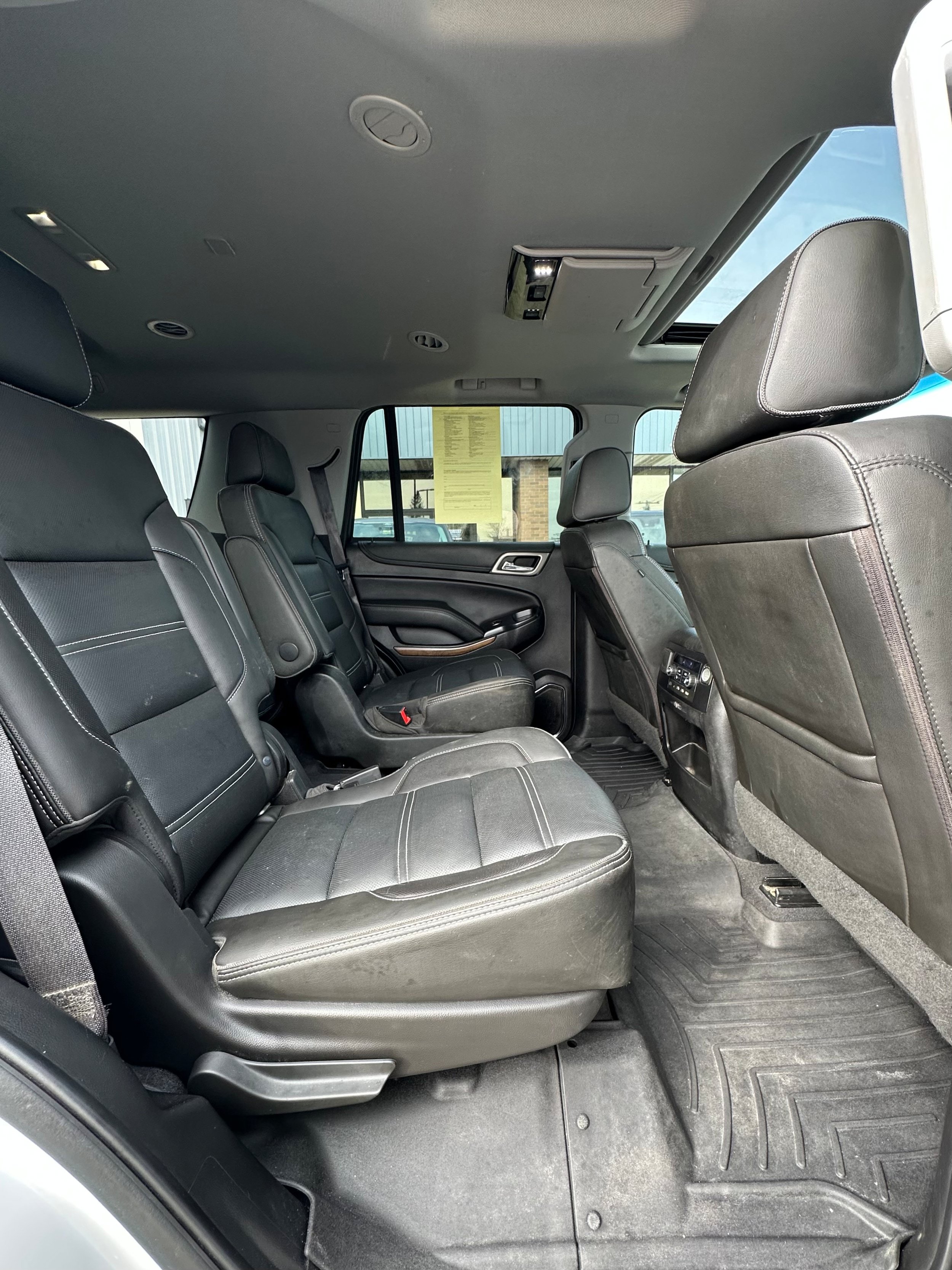 Used 2019 GMC Yukon Denali w/ Denali Ultimate Package AWD/4WD image 29