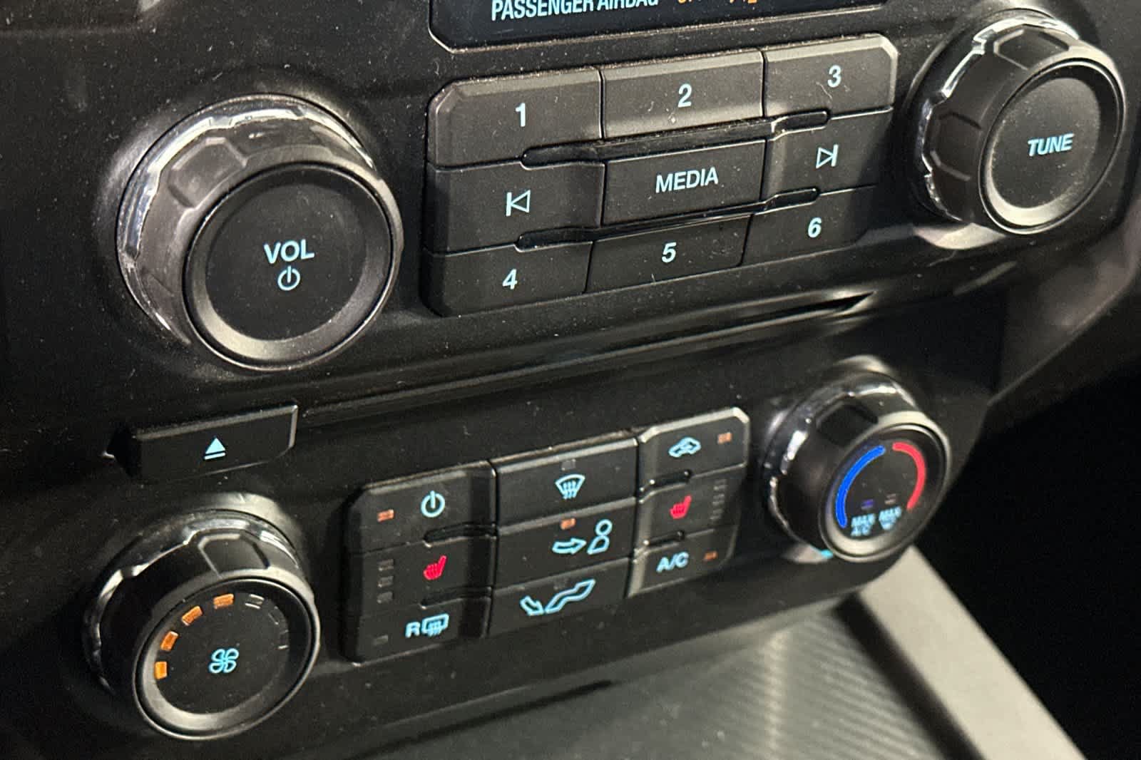 Used 2018 Ford F150 XLT w/ Equipment Group 302A Luxury RWD image 22