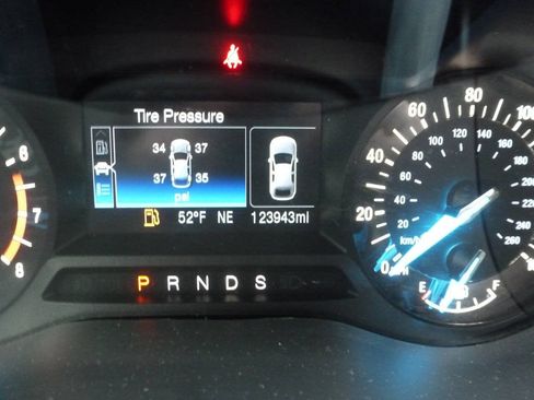 Used 2018 Ford Fusion SE w/ Equipment Group 201A AWD/4WD image 14