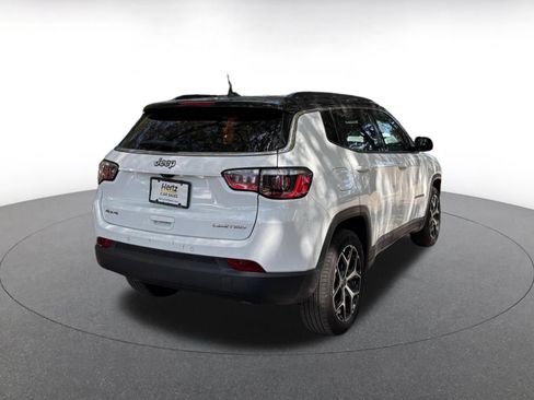 Used 2025 Jeep Compass Limited AWD/4WD image 7
