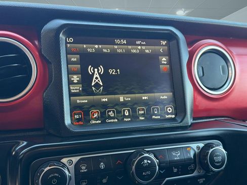 Used 2022 Jeep Wrangler Unlimited Rubicon w/ Cold Weather Group image 23