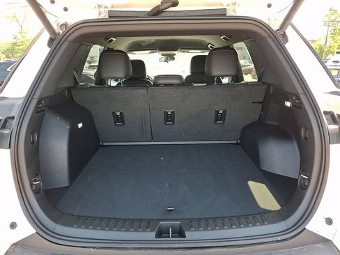 Used 2026 Chevrolet Equinox LT w/ Convenience Package II AWD/4WD image 27