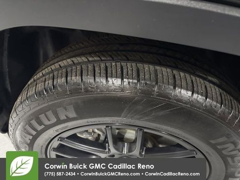 Used 2019 Jeep Cherokee Latitude Plus image 36