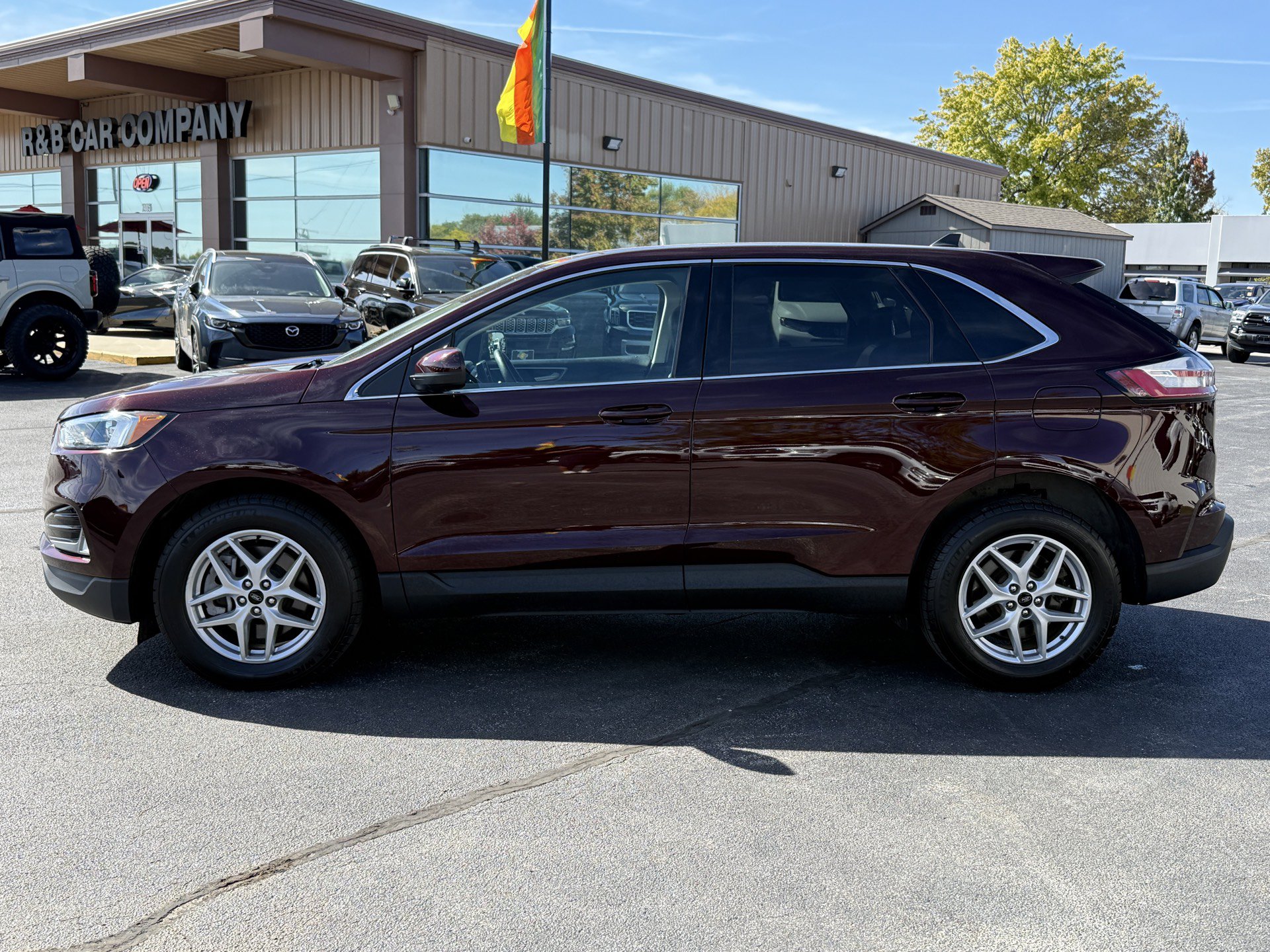 Used 2024 Ford Edge SEL w/ Convenience Package AWD/4WD image 5