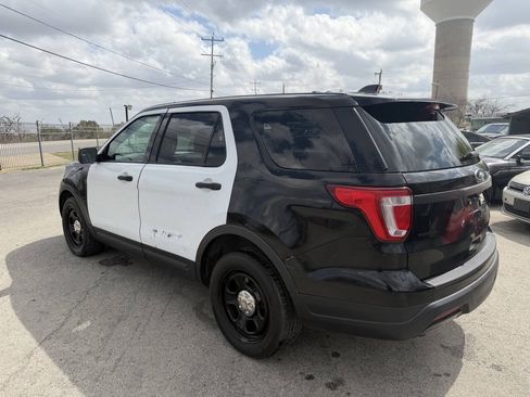 Used 2019 Ford Explorer 4WD Police Interceptor image 3