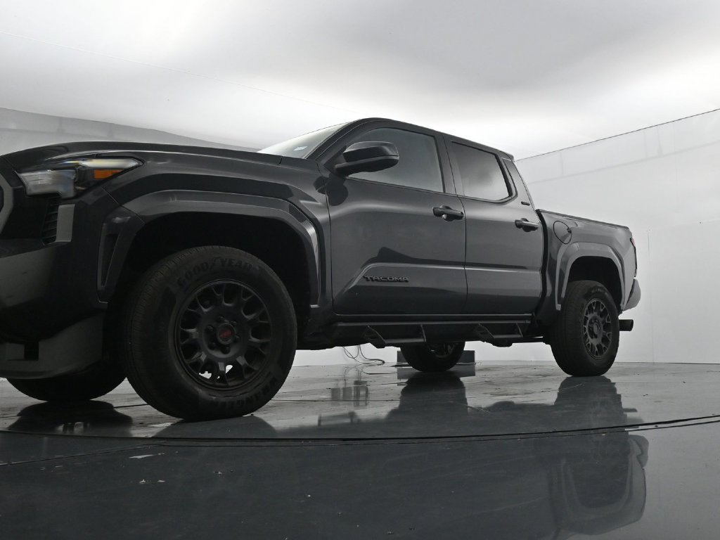 Used 2025 Toyota Tacoma SR5 w/ Blackout Plus Package (GST) RWD image 20