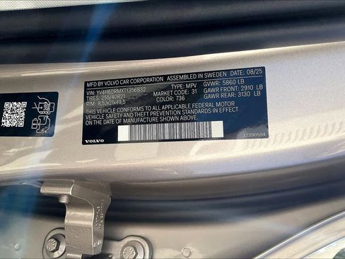 New 2026 Volvo XC60 T8 Ultra w/ Protection Package Premier image 35