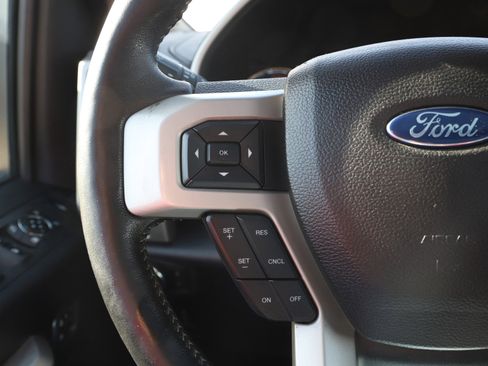 Used 2017 Ford F350 Lariat w/ Lariat Ultimate Package AWD/4WD image 25