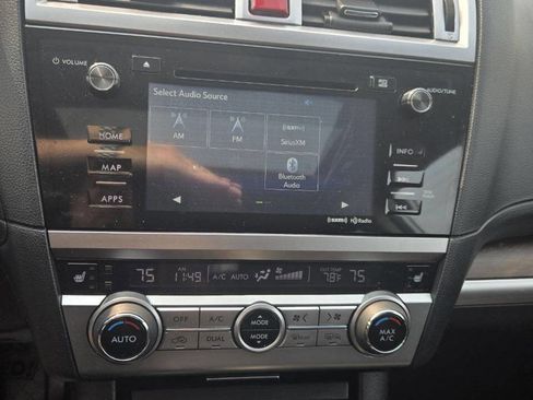 Used 2017 Subaru Outback 2.5i Limited image 22