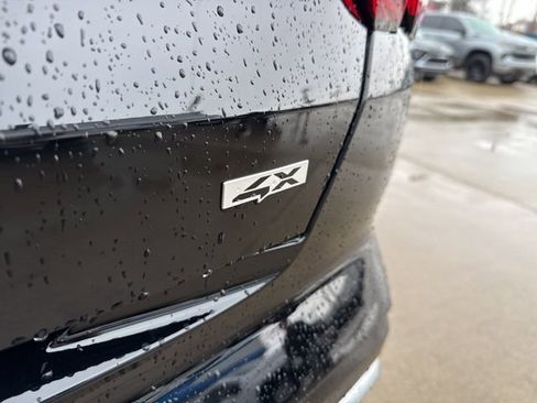 Used 2023 Kia Sorento SX image 16