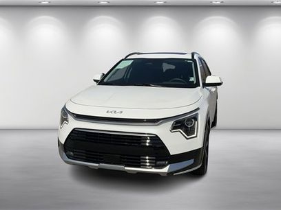 Certified 2024 Kia Niro EX Touring