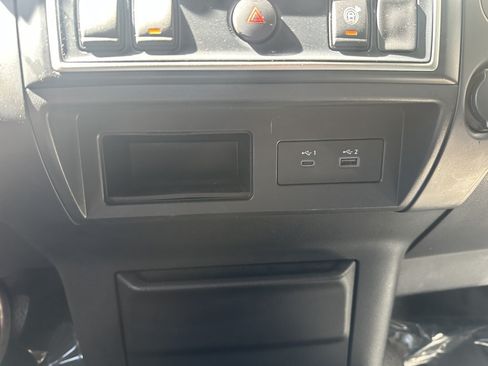 Used 2022 Nissan Titan S w/ S Utility Package RWD image 21