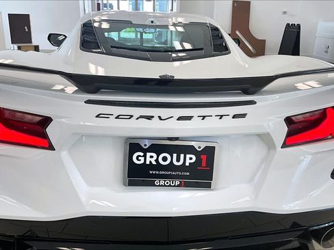 Used 2021 Chevrolet Corvette Stingray Preferred Cpe w/ Z51 Performance Package RWD image 26