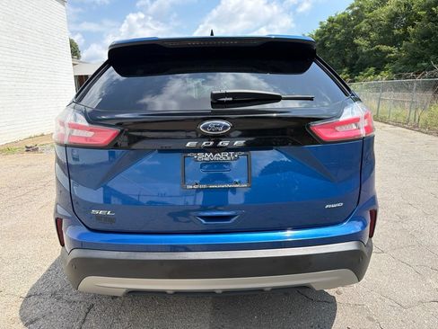 Used 2024 Ford Edge SEL AWD/4WD image 3