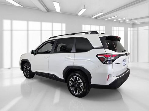 New 2026 Subaru Forester Premium AWD/4WD image 4