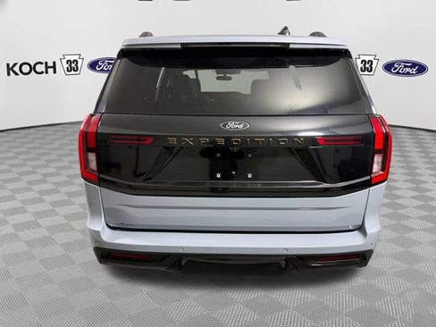 Used 2025 Ford Expedition Tremor AWD/4WD image 7