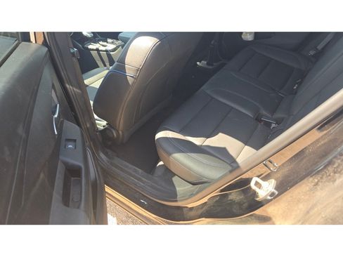 Used 2025 Buick Envista Sport Touring w/ Convenience II Package FWD image 15