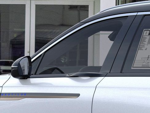 New 2026 Lincoln Nautilus Black Label image 20
