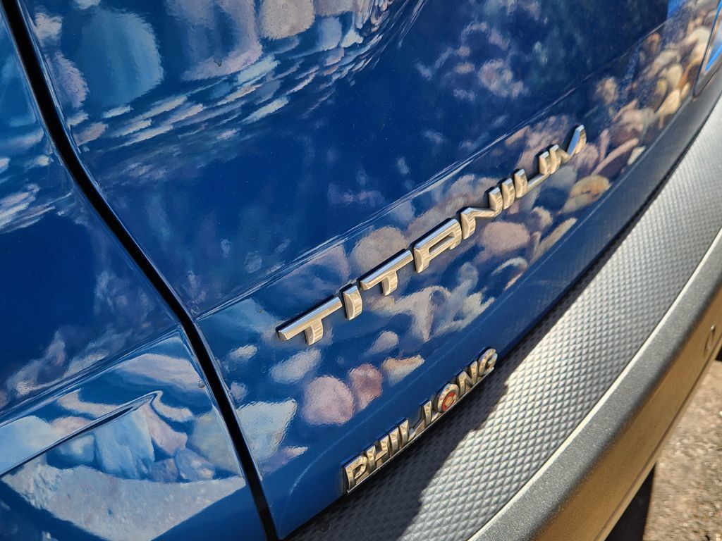 Used 2020 Ford Escape Titanium AWD/4WD image 7