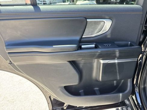 Used 2025 Ford Expedition Tremor AWD/4WD image 17