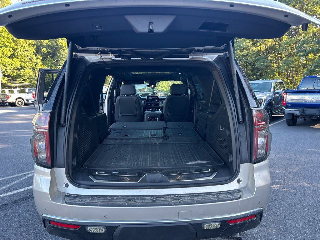 Used 2023 Chevrolet Suburban High Country w/ Max Trailering Package AWD/4WD image 22