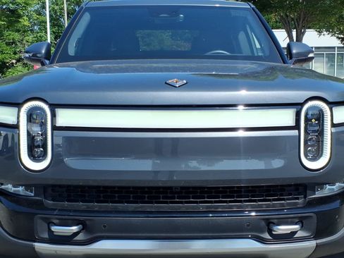 Used 2022 Rivian R1T Adventure AWD/4WD image 14